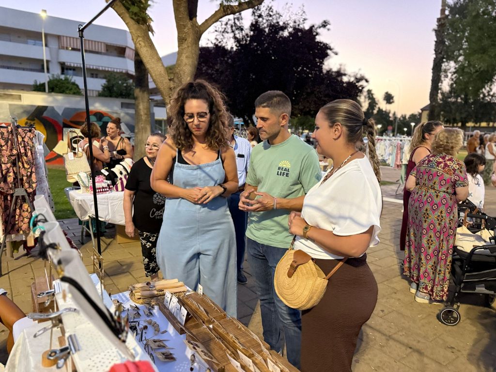 El Parque de Estrasburgo de La Rinconada se convierte en punto de encuentro en la última cita de la Shopping Night