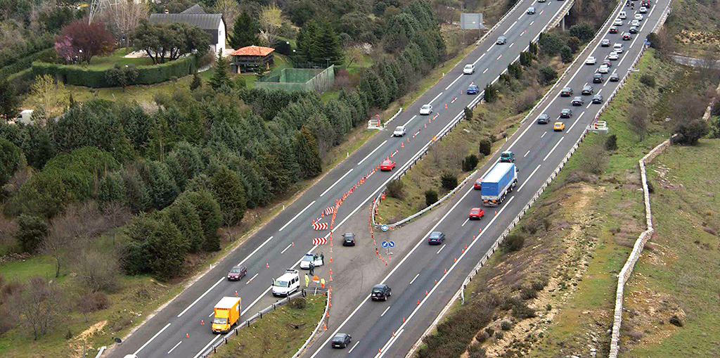 La DGT inicia una campaña de control de la velocidad en tramos de carreteras en obras