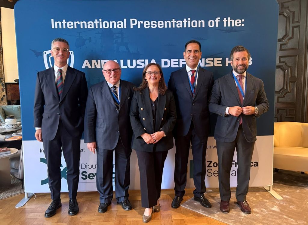 Más de un centenar de representantes institucionales y empresariales respaldan en Londres la presentación internacional del Hub Defensa Andalucía