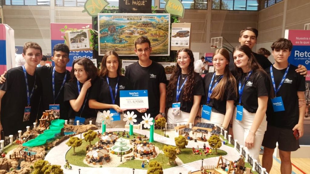 El alumnado del IES Alminar de Bollullos logra el primer premio andaluz en RetoTech Endesa