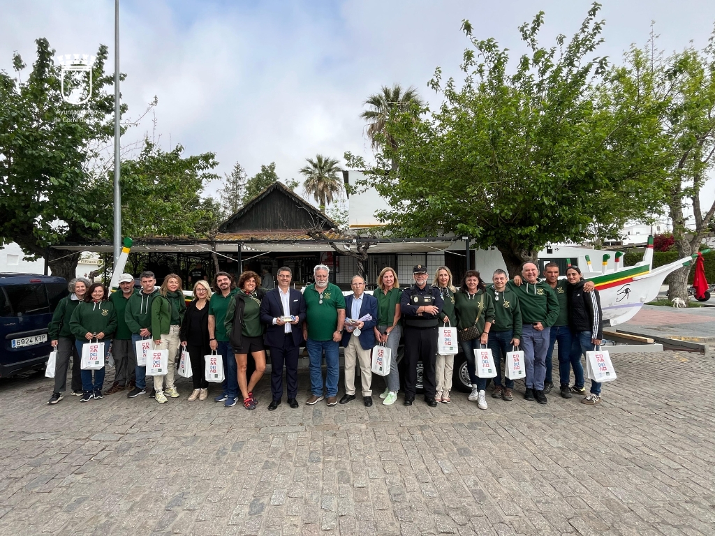 Coria del Río estrecha lazos con los astilleros tradicionales de Málaga en un acto de hermanamiento cultural